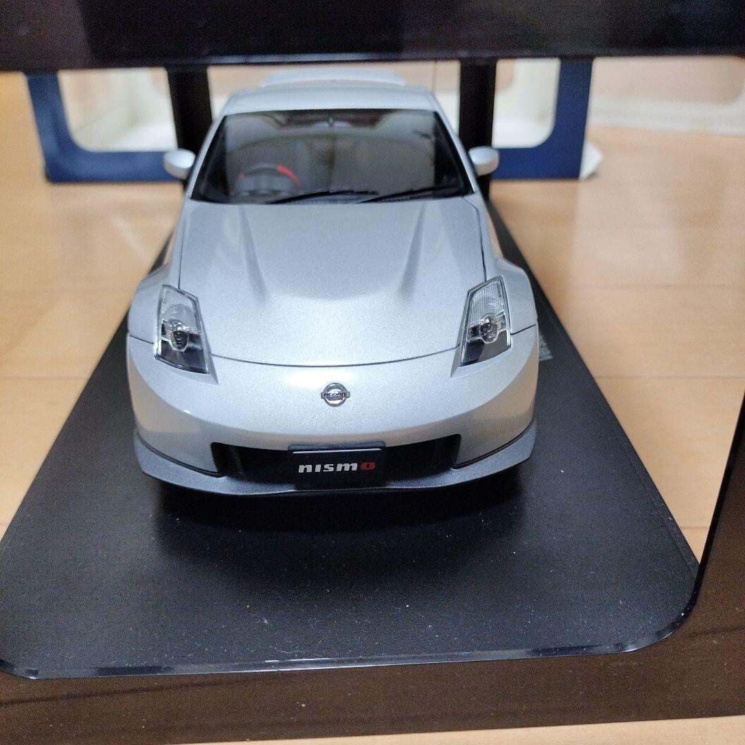 自動車 Nissan Fairlady Z NISMO 380RS 1/18