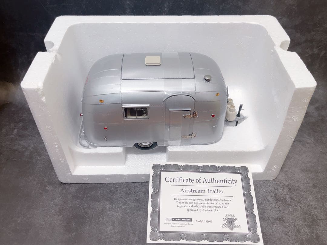 1/18 エアストリーム トレーラー キャンピングカー