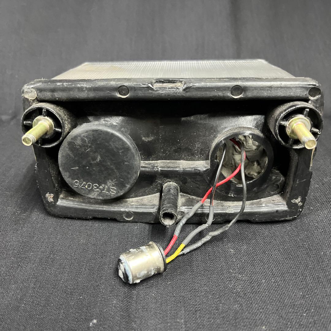 XJR400 4HM クリアテール LED 一部欠け有り