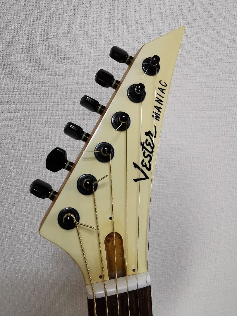 Vester Maniac Guitar 珍しいギター