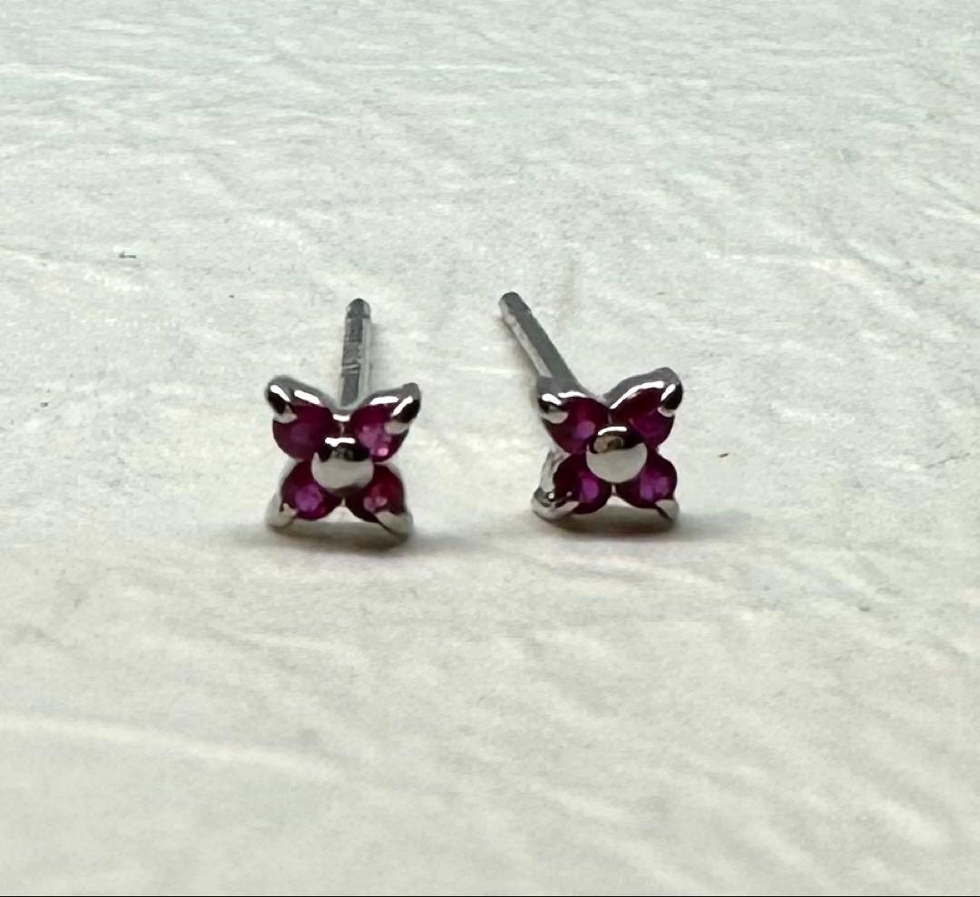 【Thank you セール】【PT】小さなお花のピアス！華やかなルビーを使用！