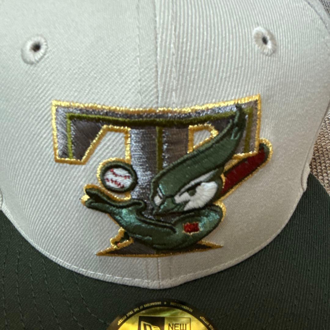 蓄光 NEWERA ニューエラ トロント・ブルージェイズ キャップ 岡本和真