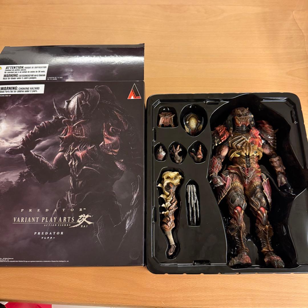 プレデター バリアント プレイアーツ フィギュア