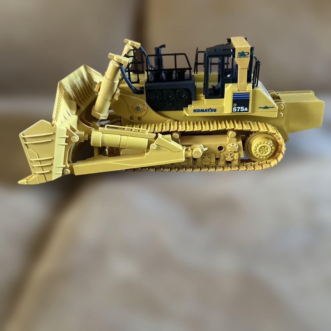 京商　KOMATSU D575A-3 SD