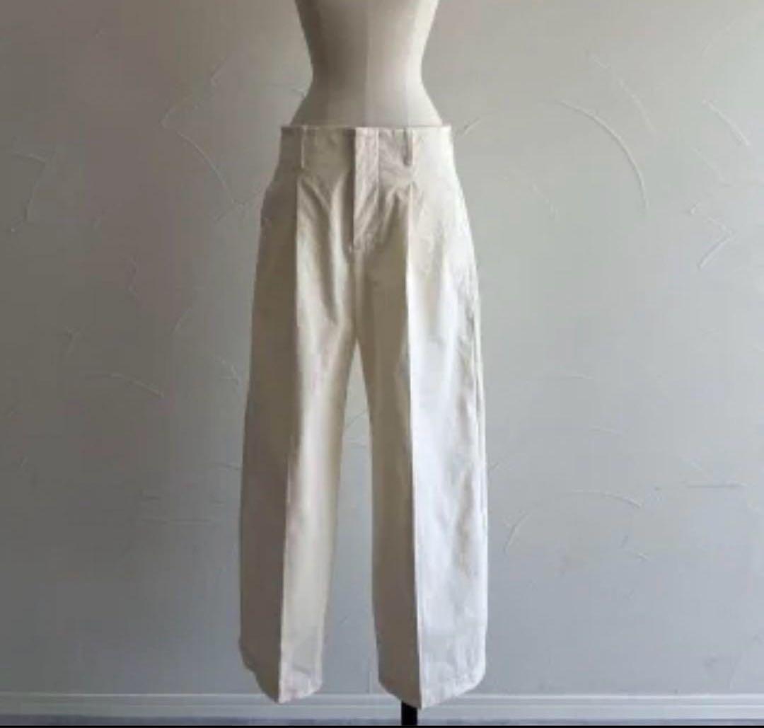 july.nine チノパン　アッシュホワイト　L