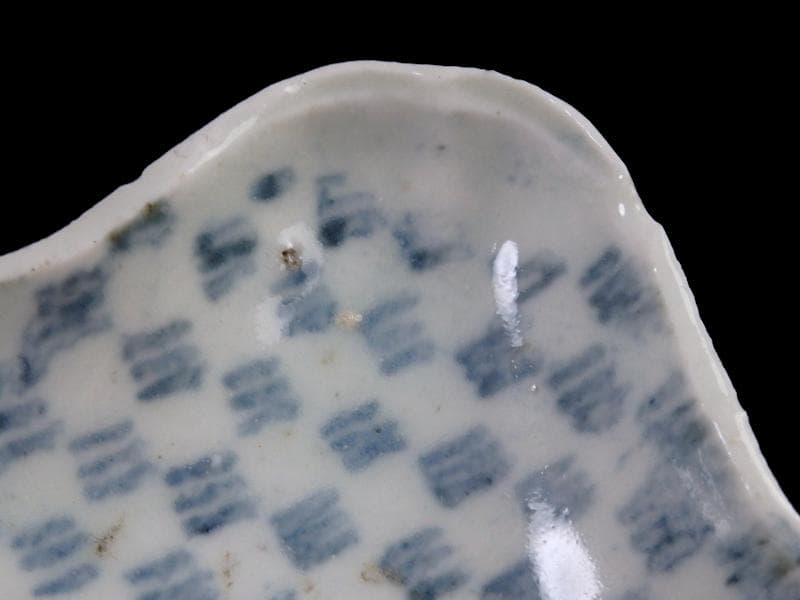 古伊万里　型刷印判　幾何学　市松紋様の図　変形皿　江戸期　AS-fbro