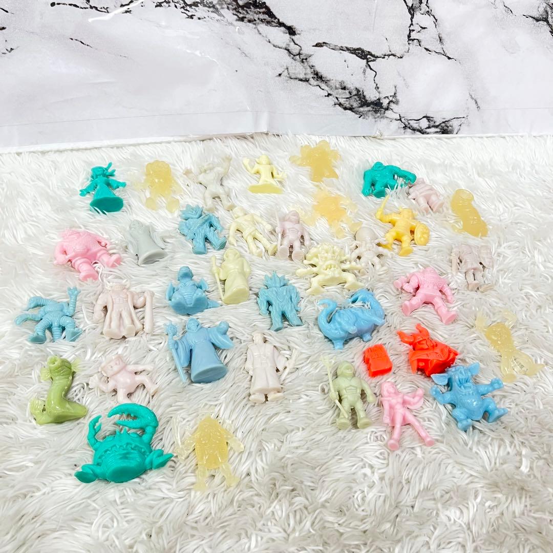 昭和レトロ コレクター必見 ネクロスの要塞 缶 + ソフビ 30体以上 セット