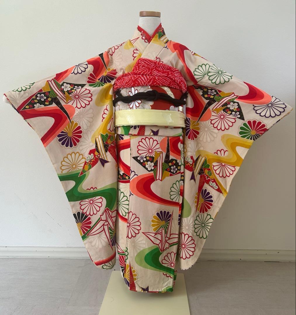 7歳　七五三　アンティーク正絹着物、帯、帯揚げ、帯締め　しごき