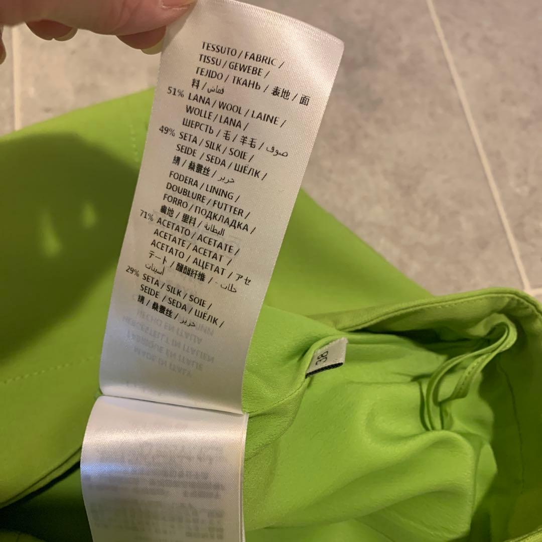 GUCCI ロゴ　パールボタン　スカート　38