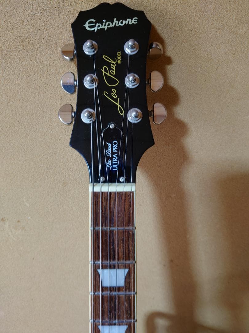 Epiphone lespaul ULTRA Ⅱ／VSソフトケース付き