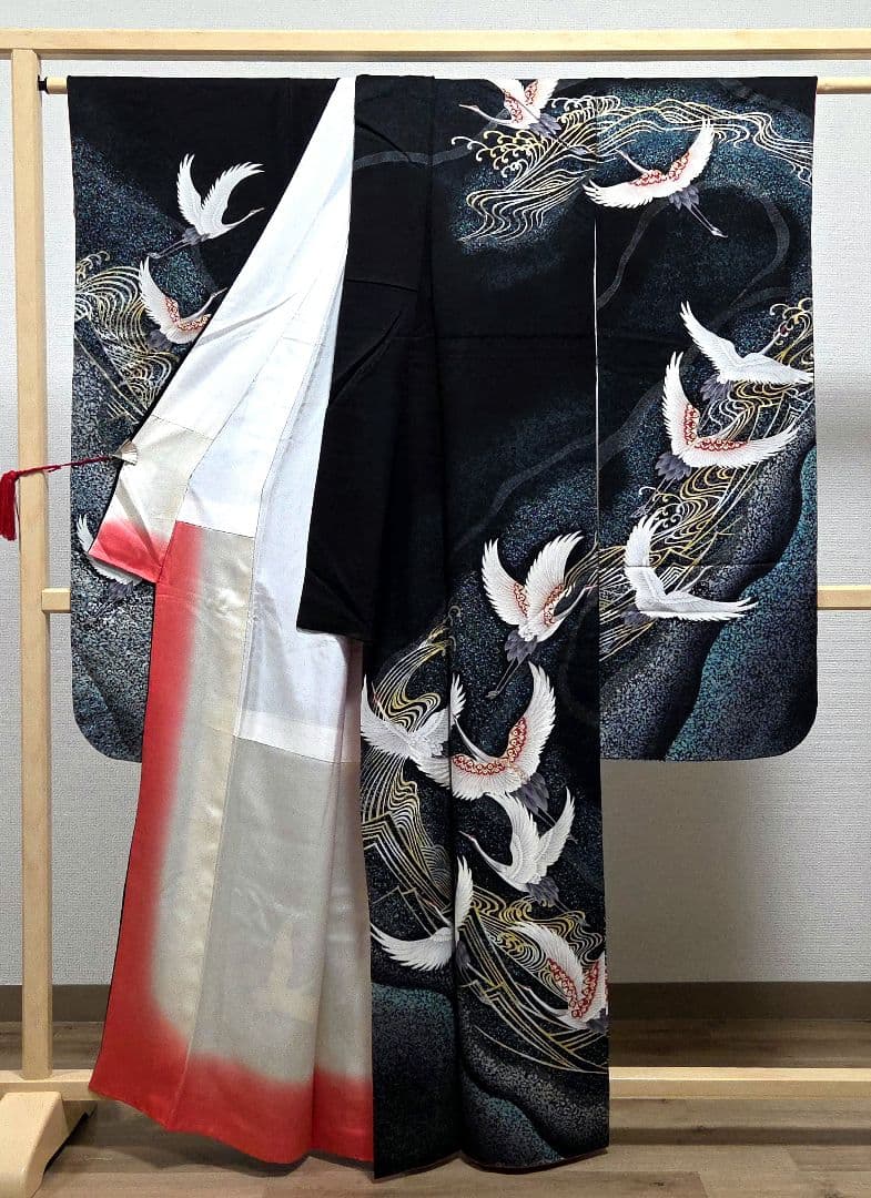 B5◆着物くつろぎ 鶴模様 金彩 刺繍 黒 瑞鳥 袷 正絹 成人式 振袖 着物