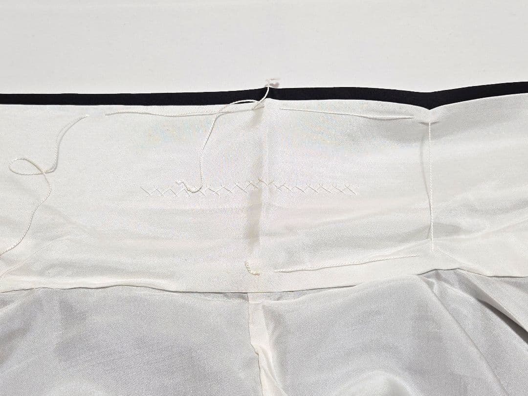 B5◆着物くつろぎ 鶴模様 金彩 刺繍 黒 瑞鳥 袷 正絹 成人式 振袖 着物