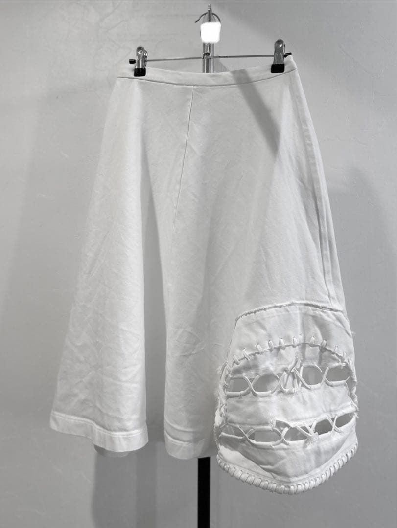 2005SS コムデギャルソン　スカート ホワイト　ポリエステル　Mサイズ