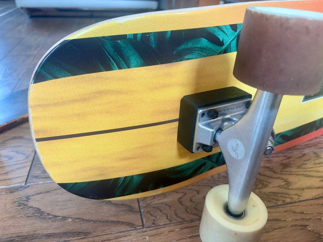 32inchヤウ サーフスケート YOW スケートボード LEKY PEAK