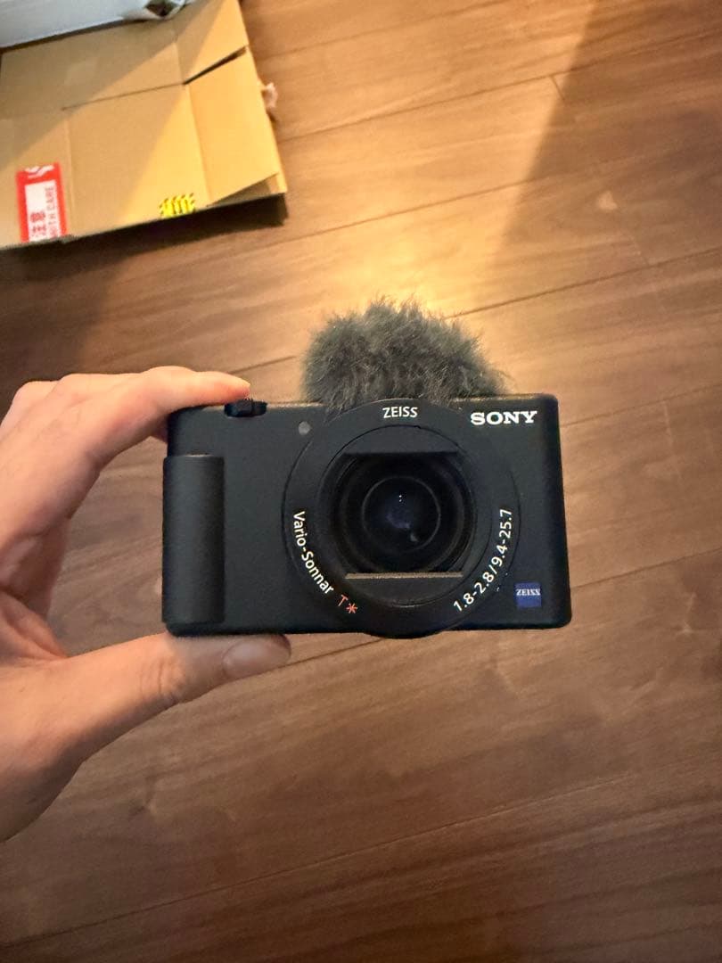 デジタルカメラ Sony VLOGCAM ZV-1