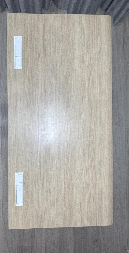 オカムラ　スイフト　自動昇降デスク　W1400 D700