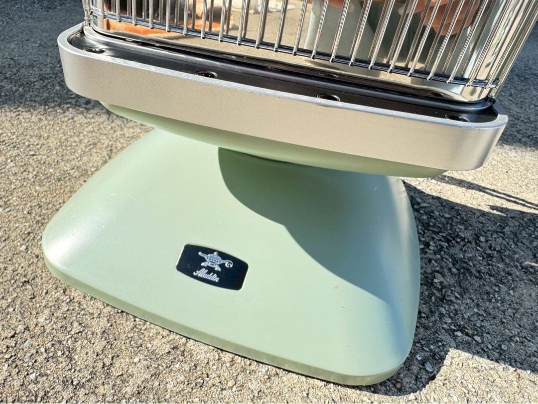 20年製 アラジン 遠赤外線グラファイトヒーター CAH-2G10C