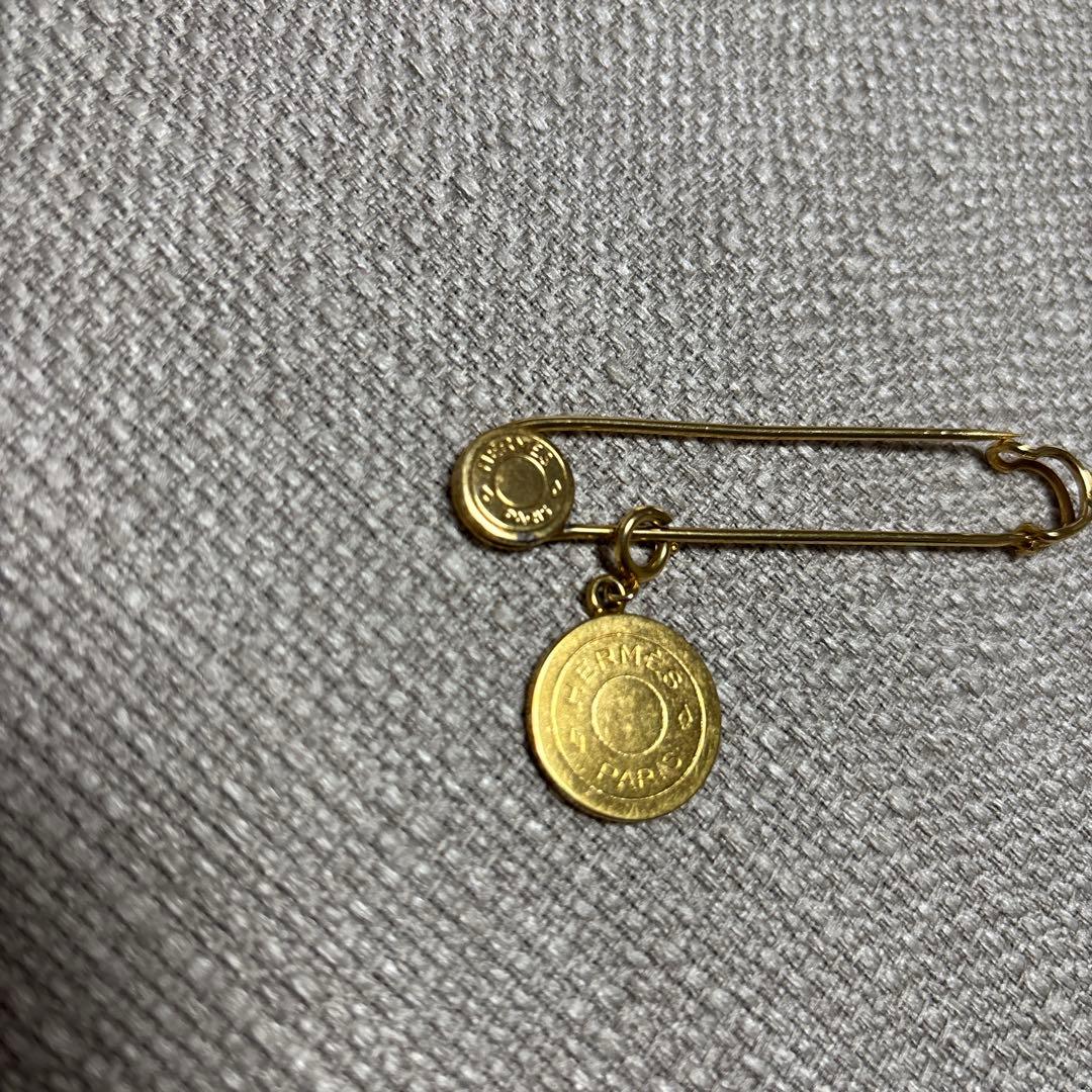 HERMES エルメス ブローチ セリエ ピンブローチ　 セリエ２つタイプ