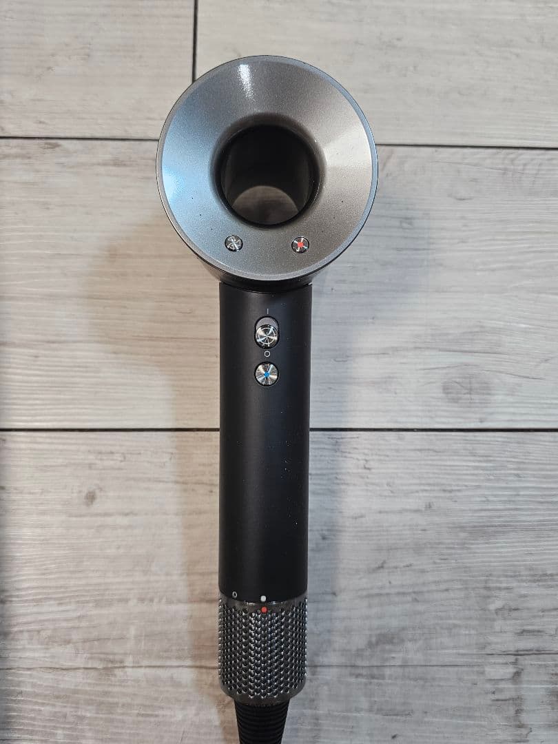 ケーブル対策品　保証付　ダイソン　メンテナンス済　dyson hd08　ブラック