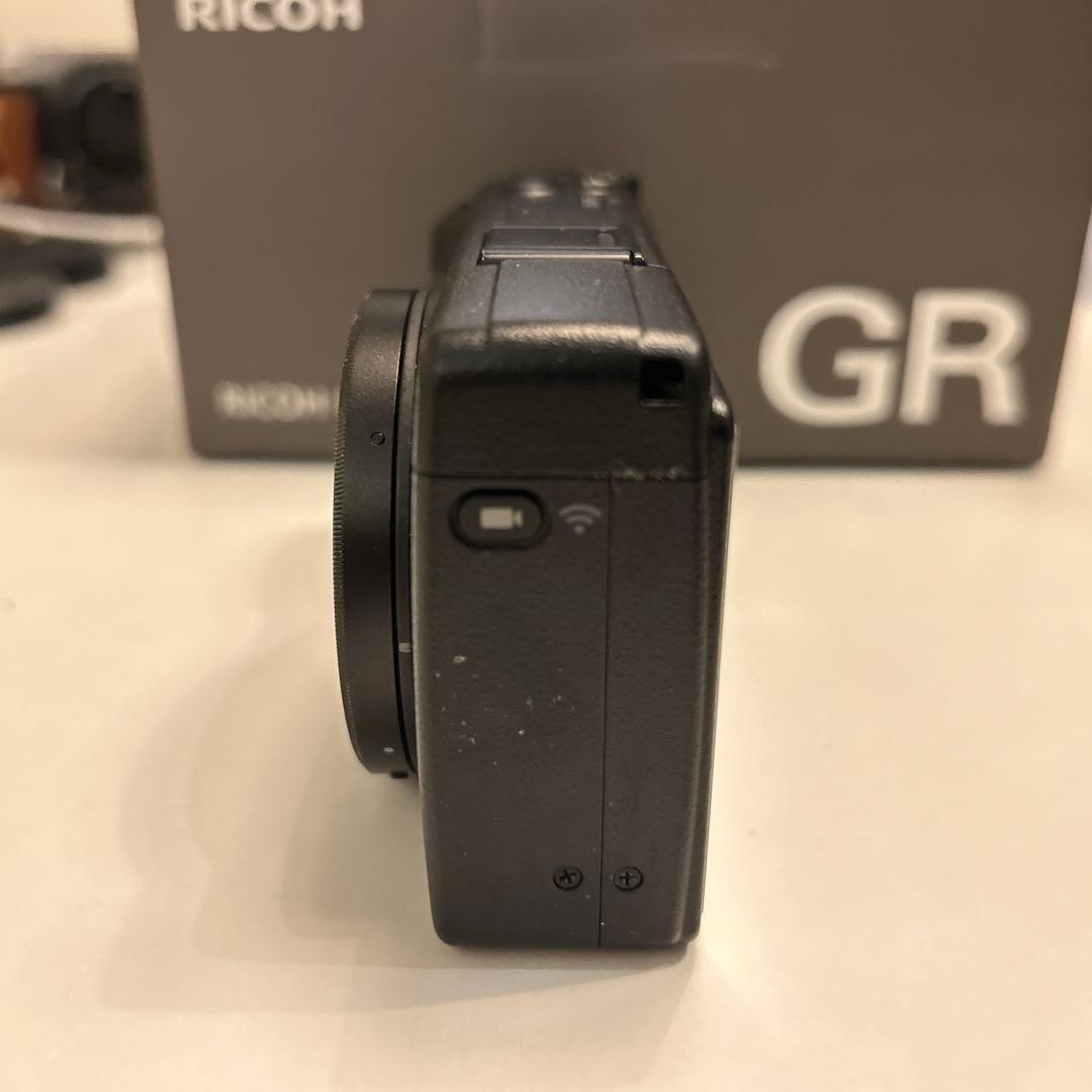 RICOH GRⅢX