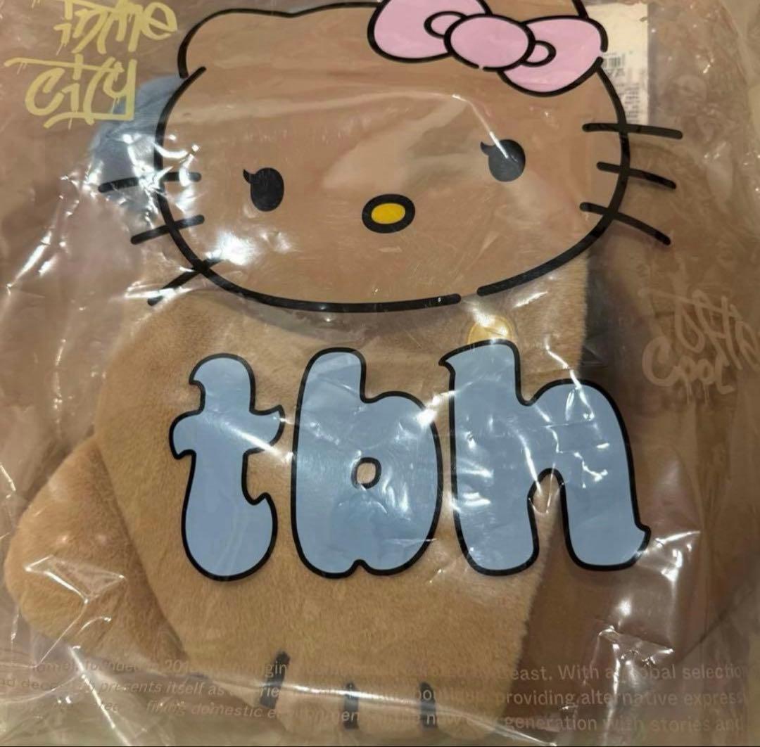 海外限定Hello Kitty x TBH ネックピロー　当日発送⑦