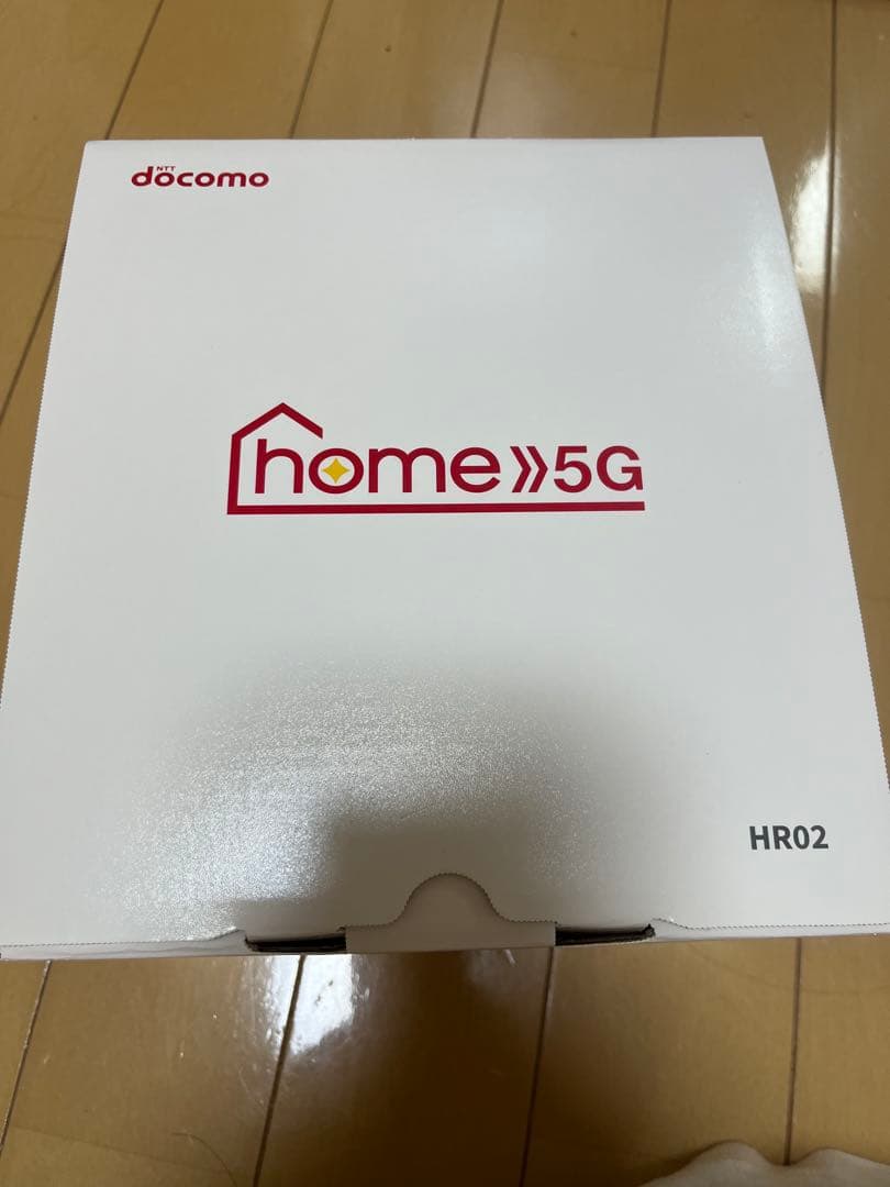 docomo 5Gホームルーター HR02