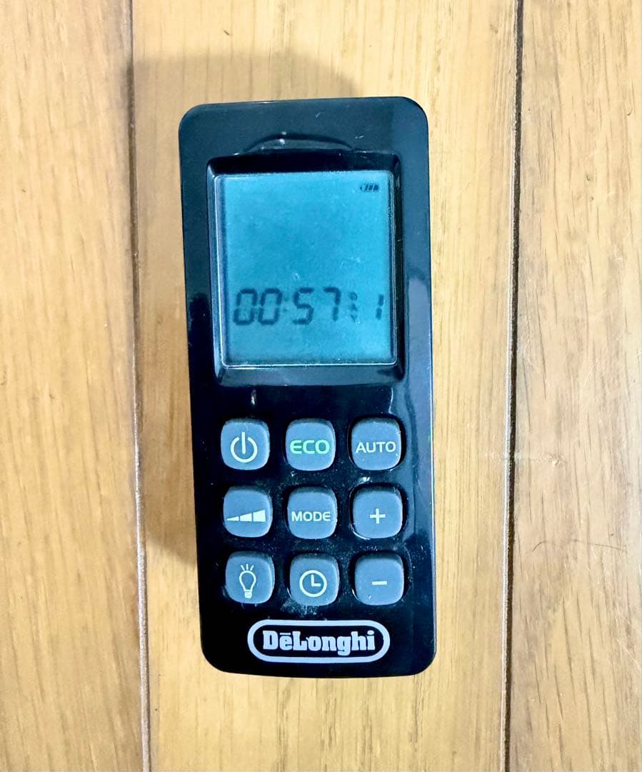 【美品】デロンギ MDH09-BK マルチダイナミックヒーター リモコン付