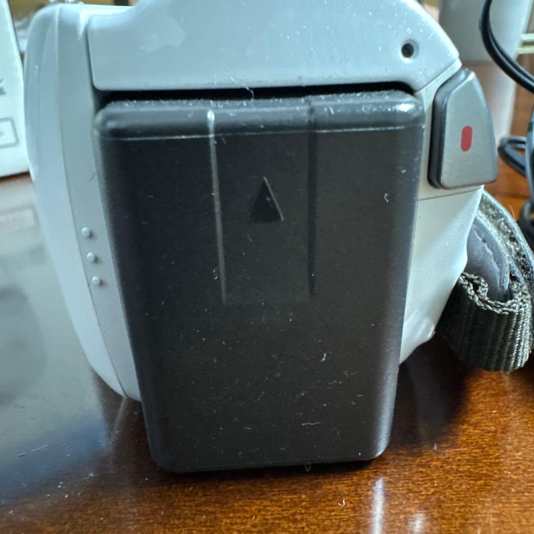 Panasonic HCV230M ビデオカメラ本体