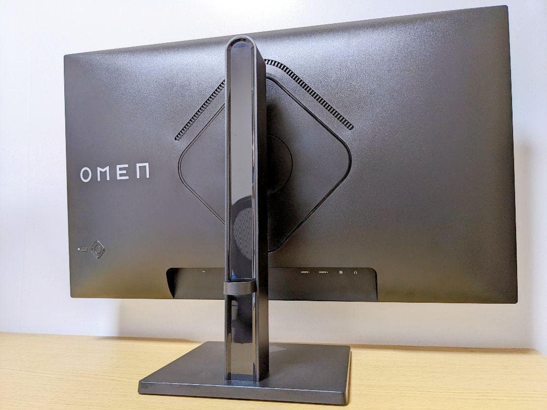 HP OMEN 27q　WQHD　27インチ　165Hz　ゲーミングモニター