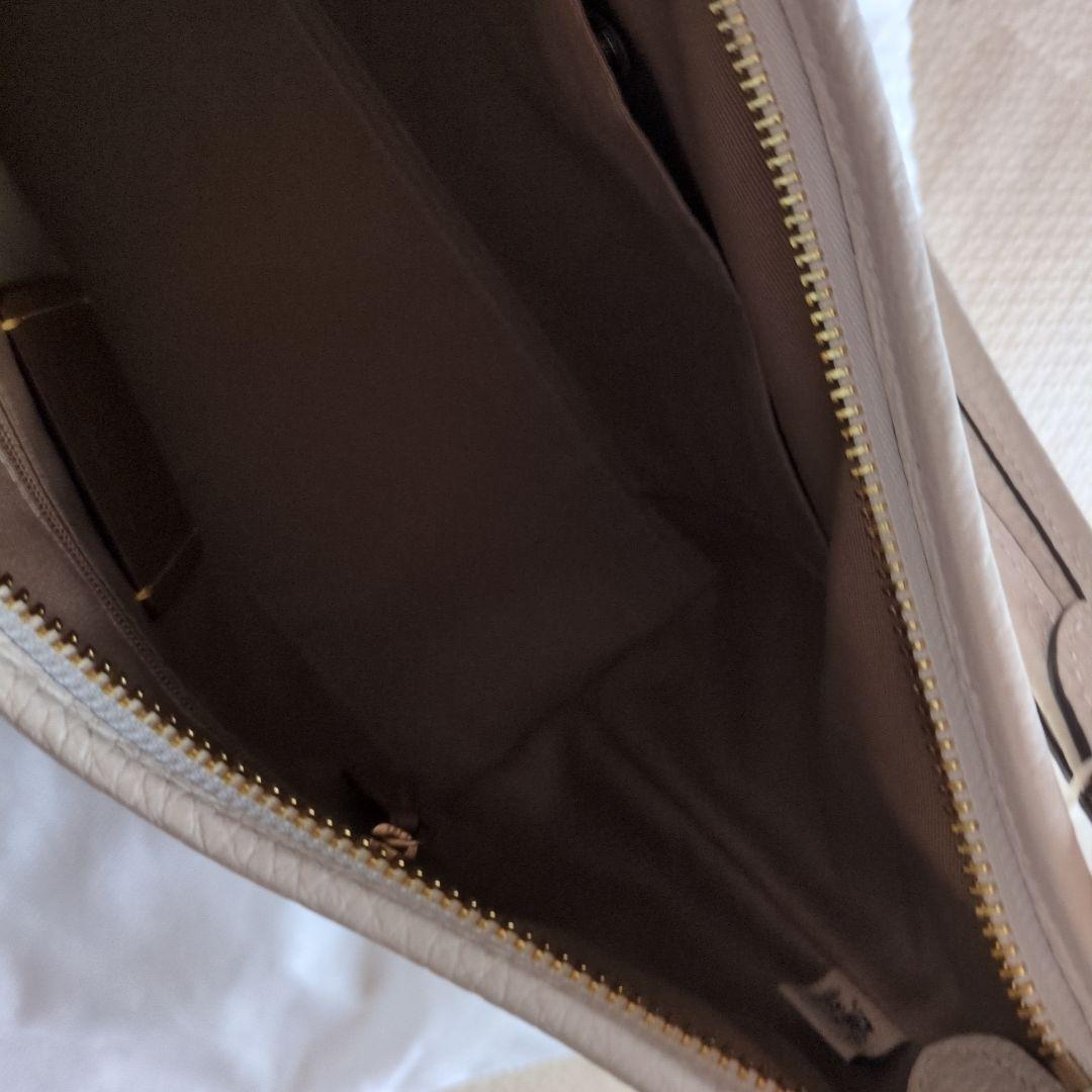 最終値下げ！コーチ　ローレル ショルダー バッグ・フローラル プリント