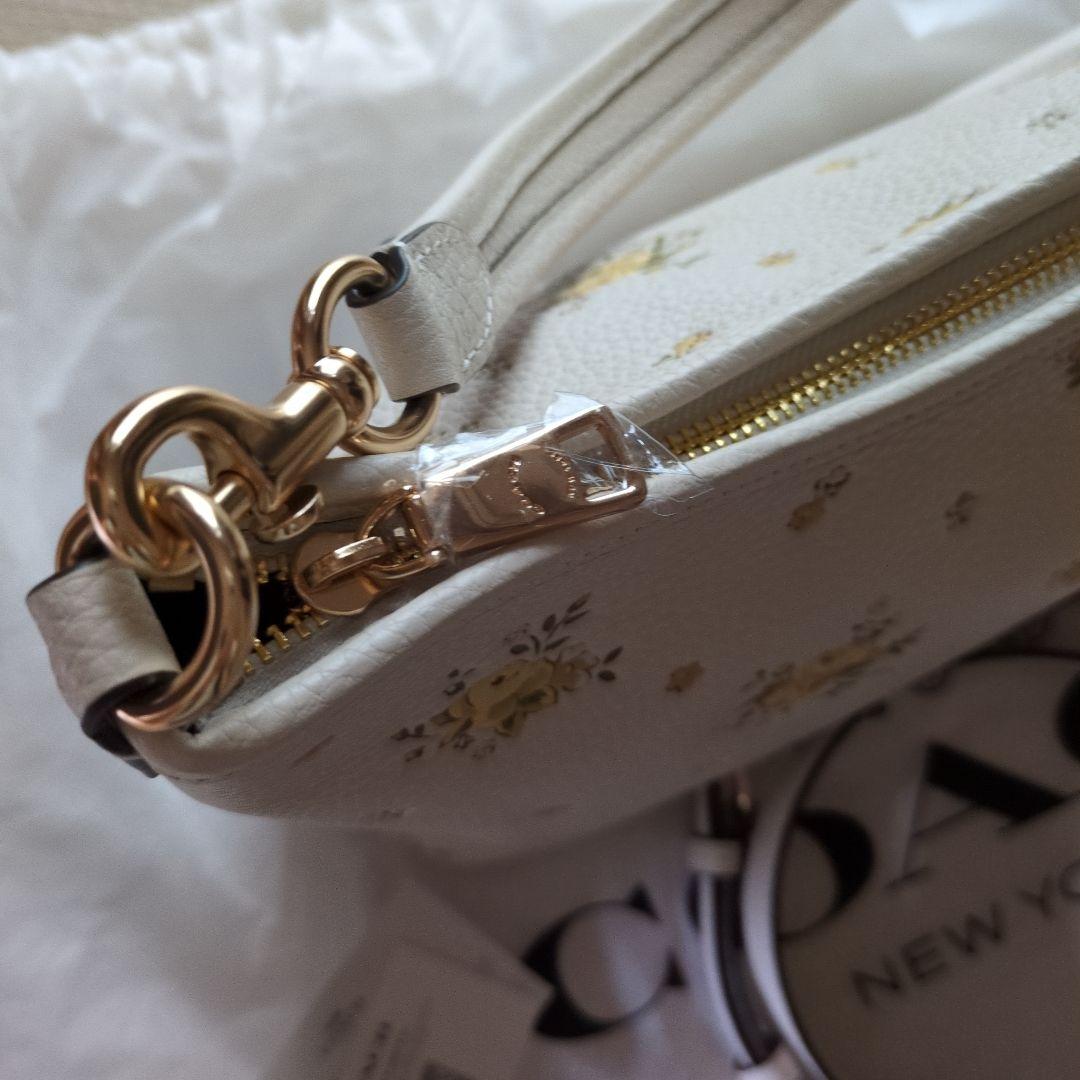 最終値下げ！コーチ　ローレル ショルダー バッグ・フローラル プリント