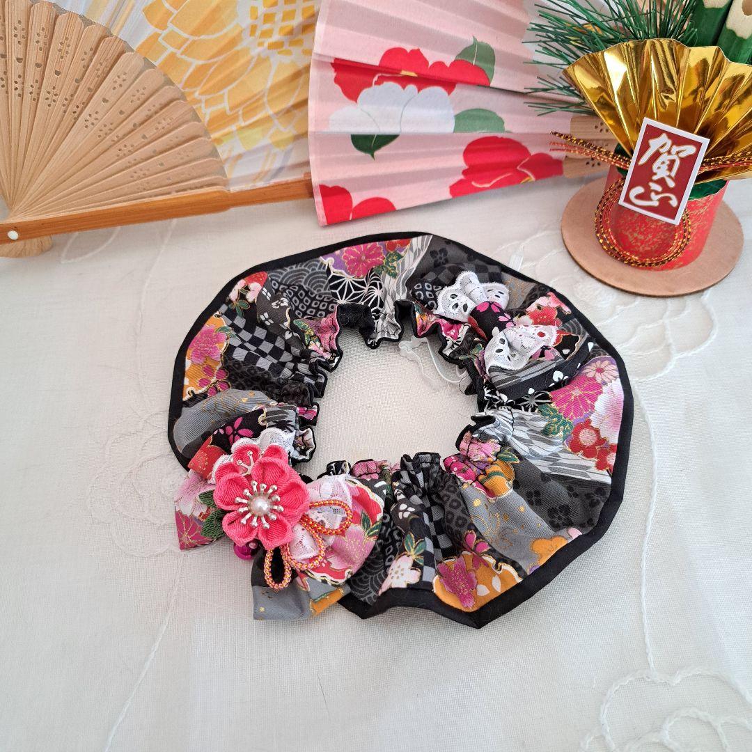 幅広シュシュ、和風妻み細工(黒×ピンク)わんちゃん猫ちゃん用
