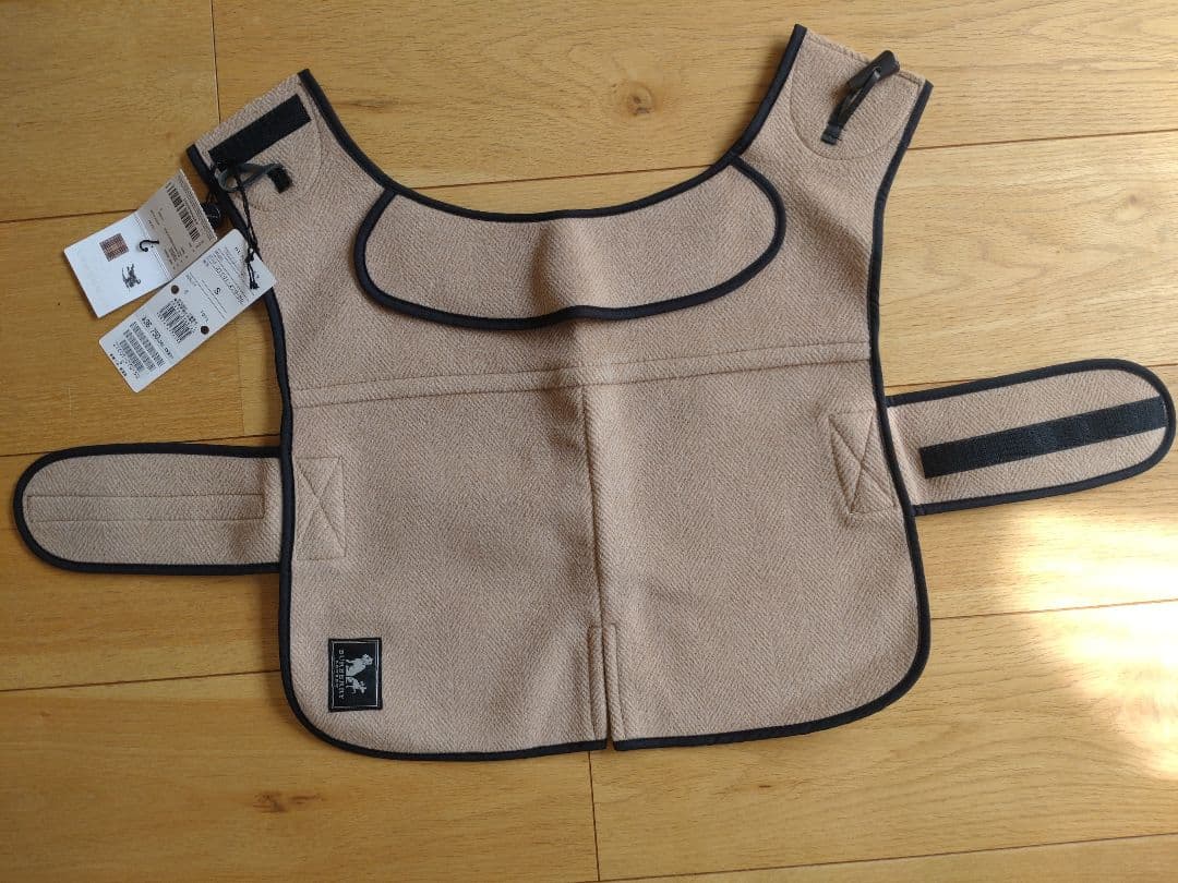 新品未使用/BURBERRY .LONDON わんこコートタイプ洋服 Sサイズ
