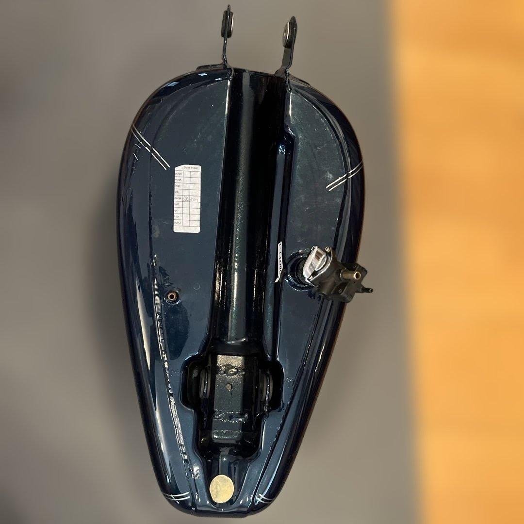 Harley Davidson スポーツスター純正タンク