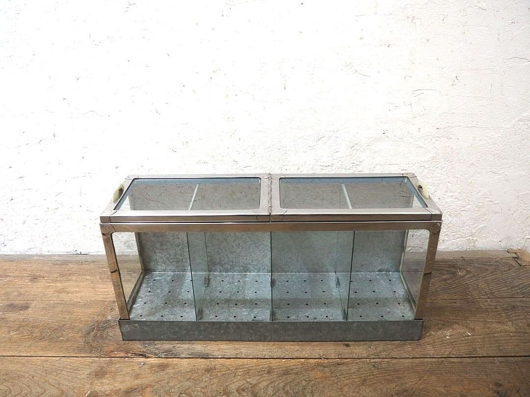 1325 昭和レトロなブリキのガラスケース　飾り棚　駄菓子屋　陳列棚　ビンテージ