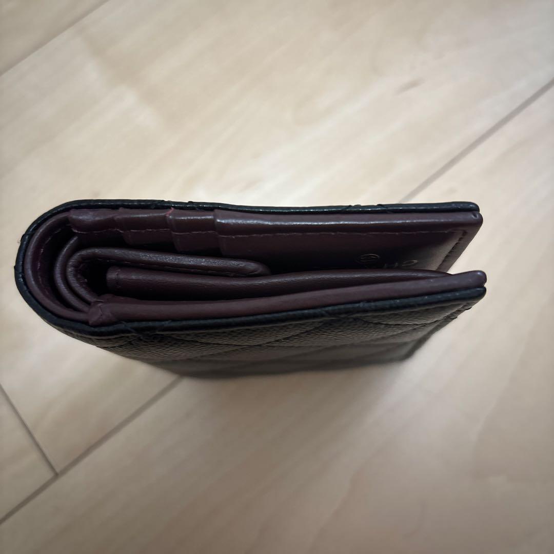 美品　CHANEL 本物　二つ折り財布　ブラック