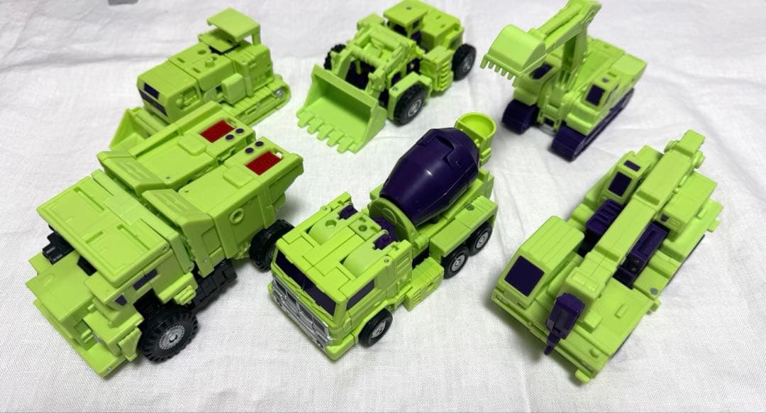 トランスフォーマー スタジオシリーズ TS デバスター