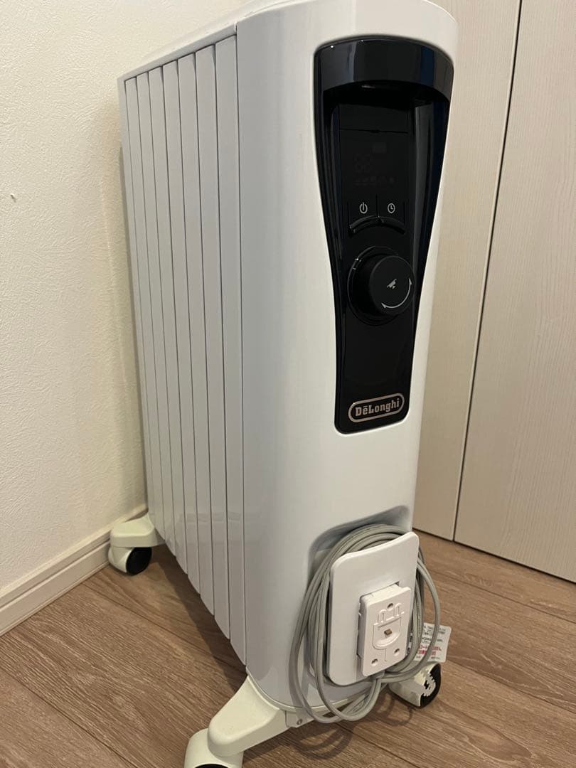 デロンギ ユニカルド オイルヒーター　写真追加可能