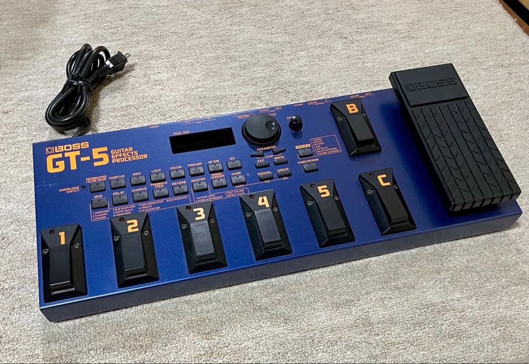 BOSS GT-5 ギターマルチエフェクター
