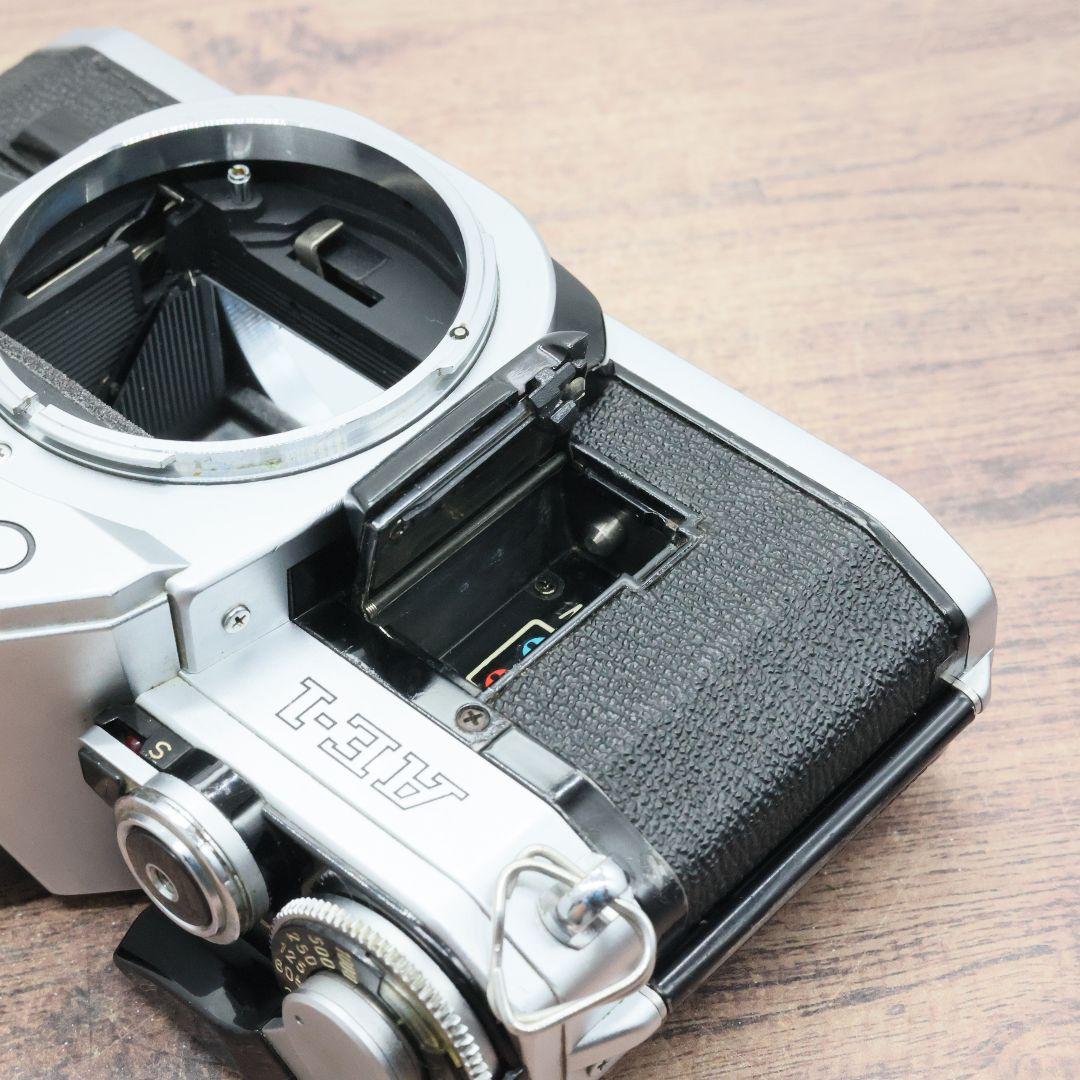 【完動品】Canon AE-1 / New FD 50mm F2 【分解清掃済】