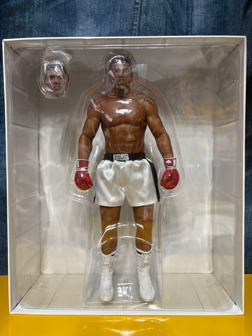 貴重品　モハメドアリ1/6 コレクティブルフィギュア