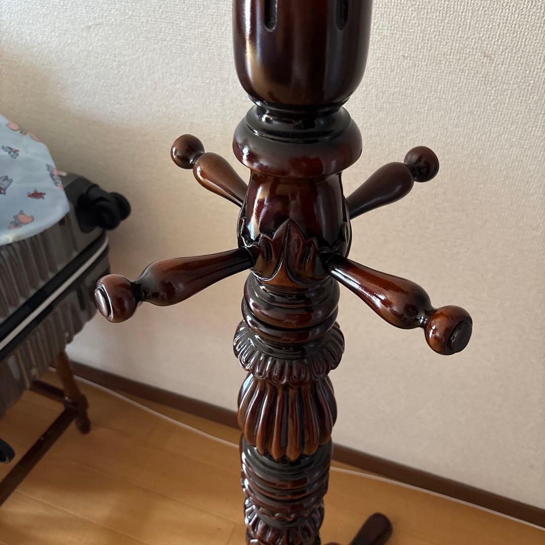 最終値下げマホガニー ハンガーラック アンティーク風 手彫り