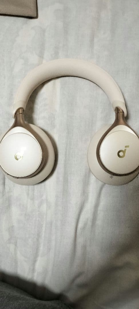 美品Anker Space One ワイヤレスヘッドホン