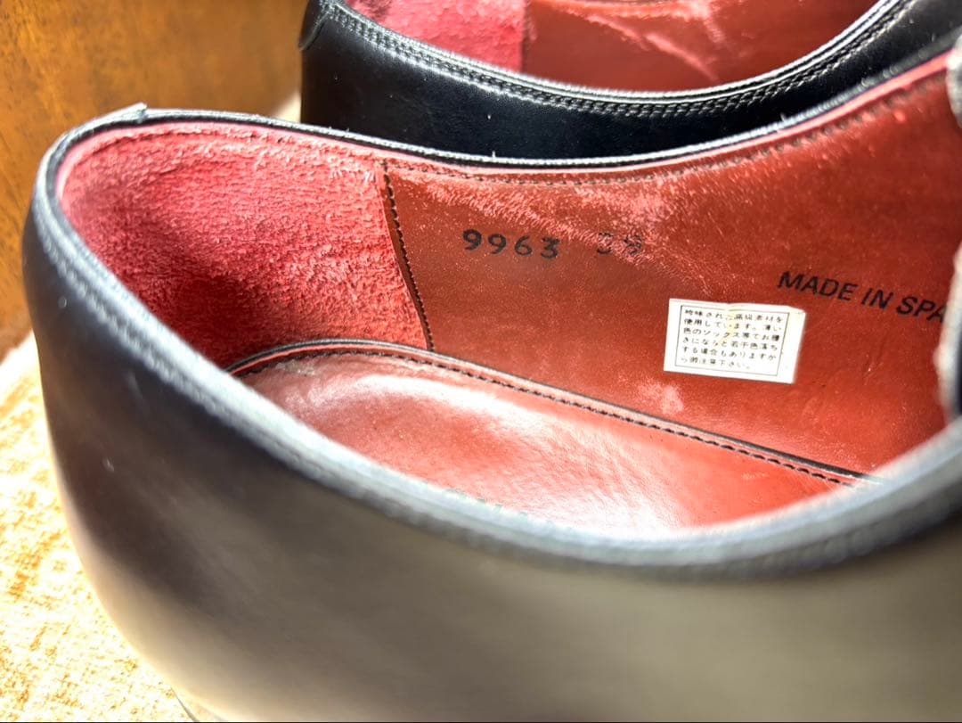 美品　MAGNANNI ホールカット　オパンケ　EU39 黒　本革