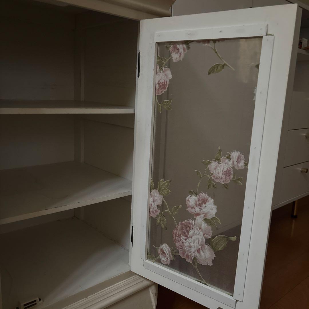 薔薇　キャビネット　サイドボード　白家具　猫足　アンティーク調　たのメル便可能