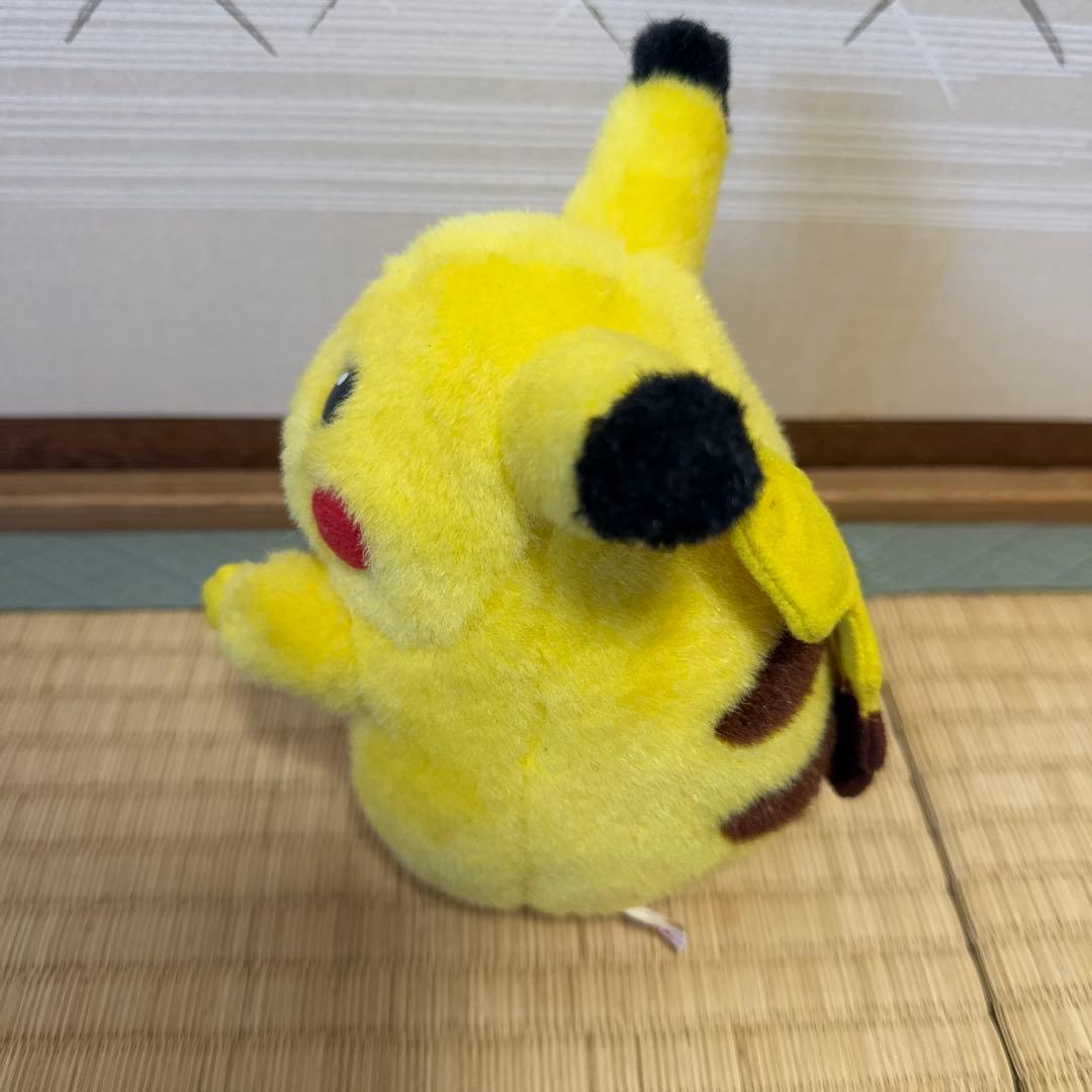 ピカチュウ ぬいぐるみ