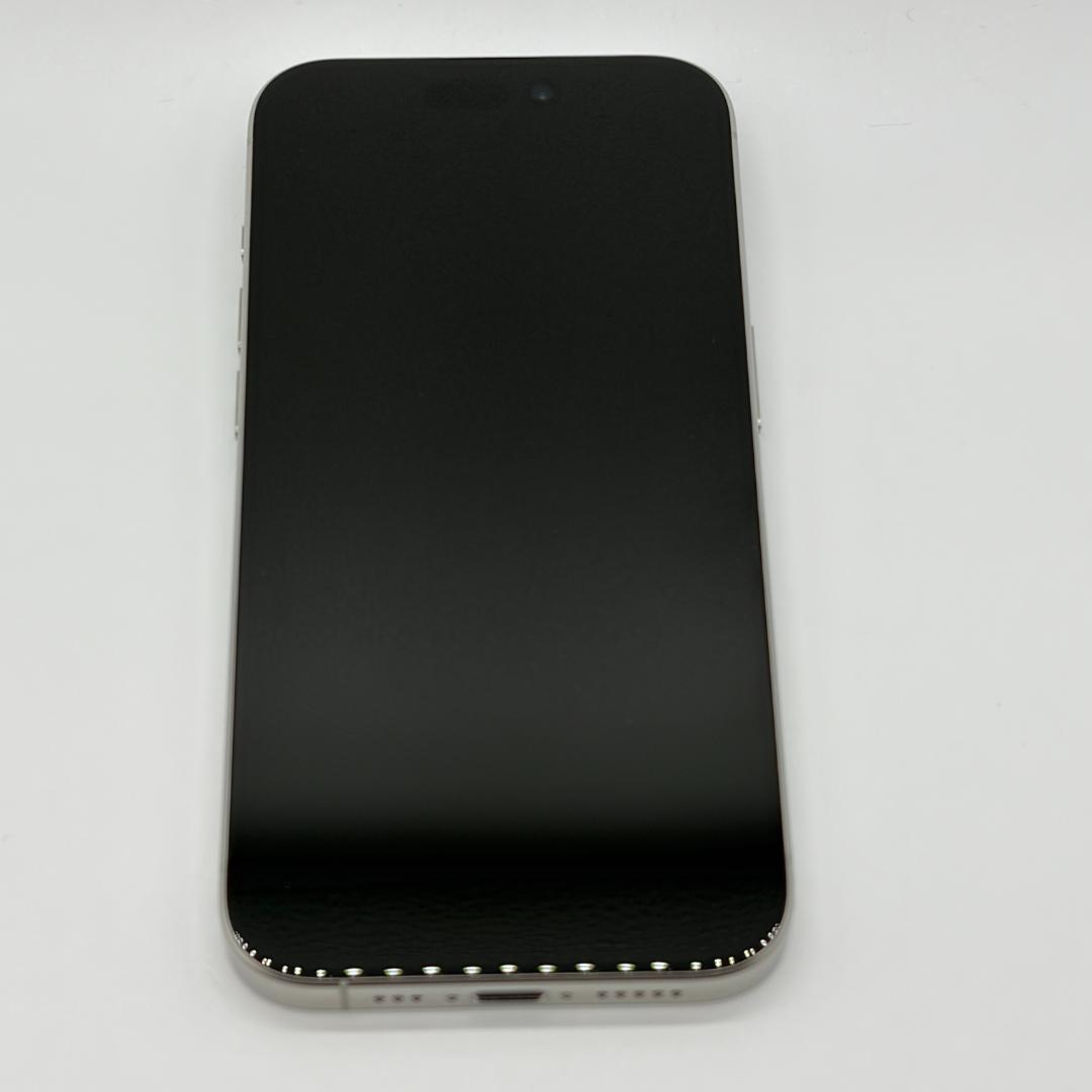 Apple iPhone 15 Pro 256GB ホワイトチタニウム