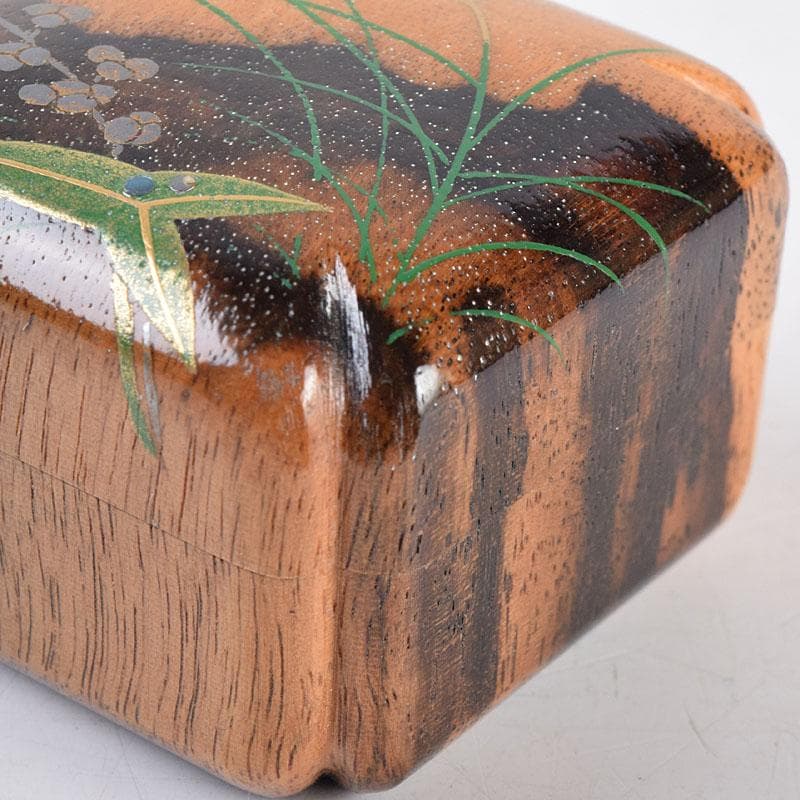 茶道具　中村宗悦作　草花蒔絵　黒柿角香合　共箱　V　8432