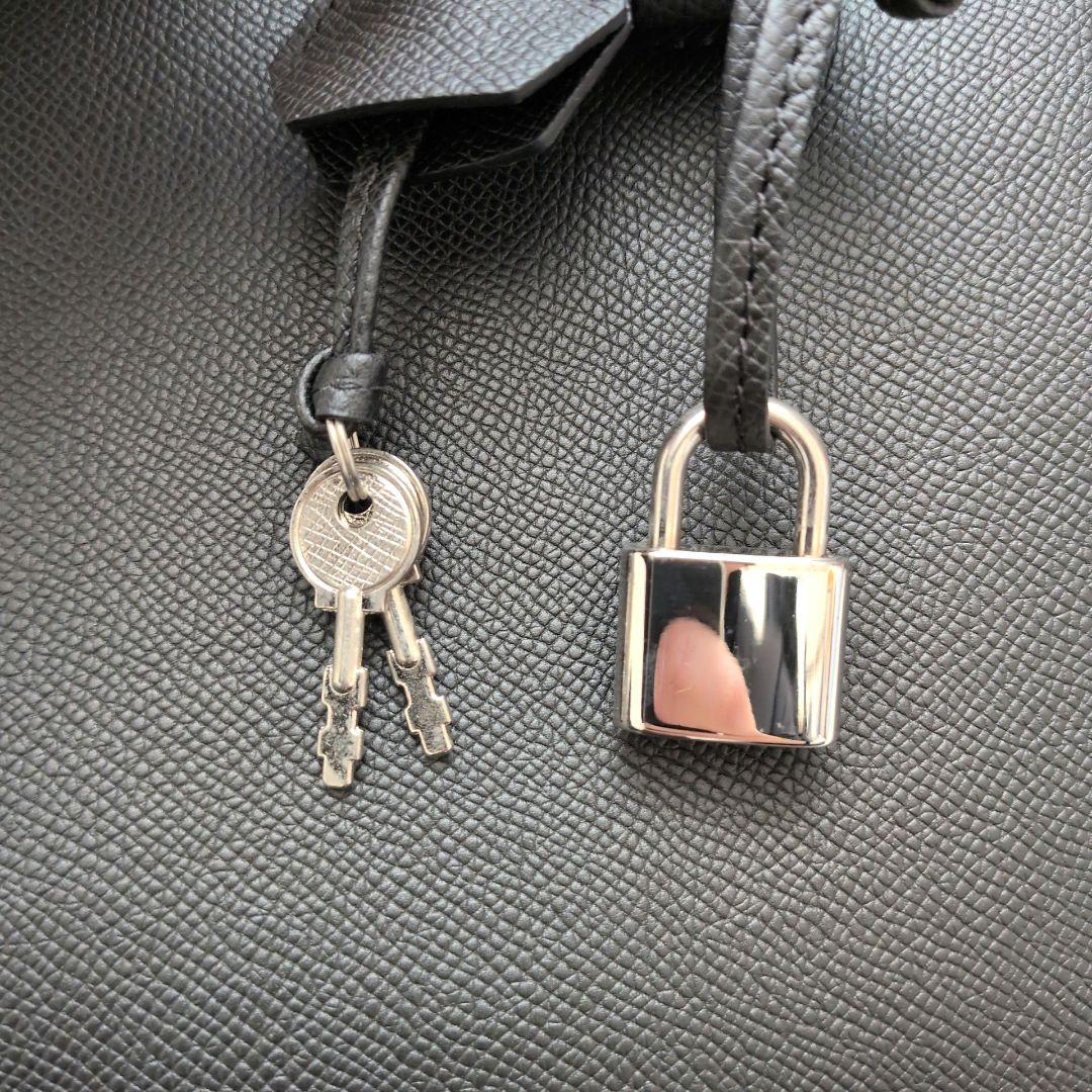 【極美品 鍵付き】銀座和光　ハンドバッグ　フォーマルバッグ　シボ革　冠婚葬祭　黒