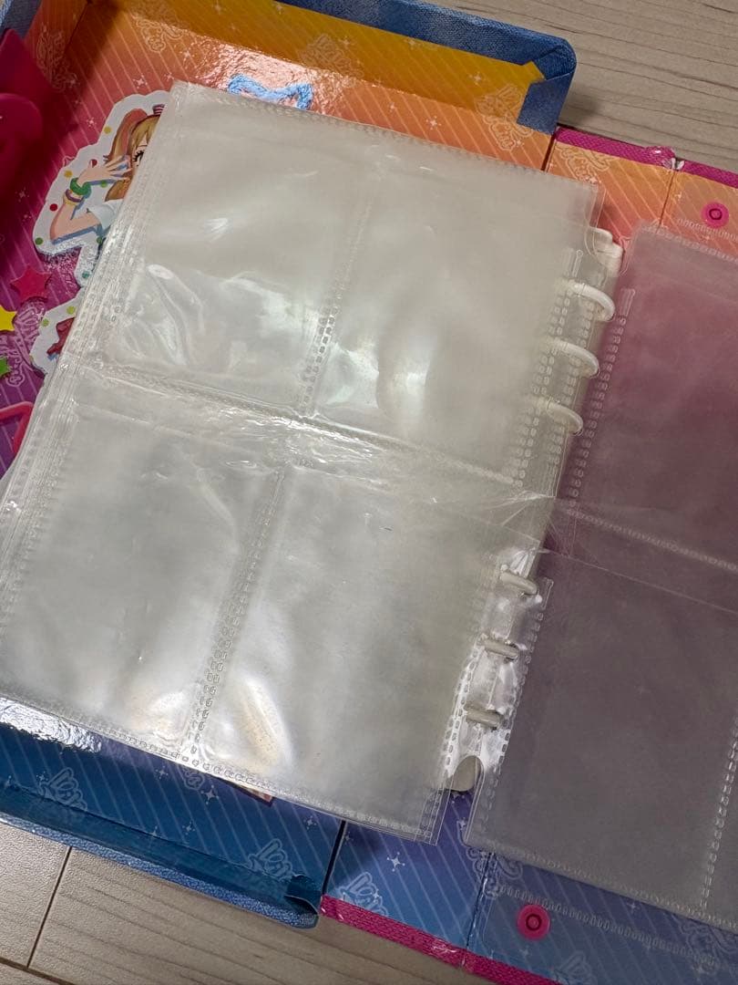 アイカツ　ファイル　公式ファンブック　カード700枚以上